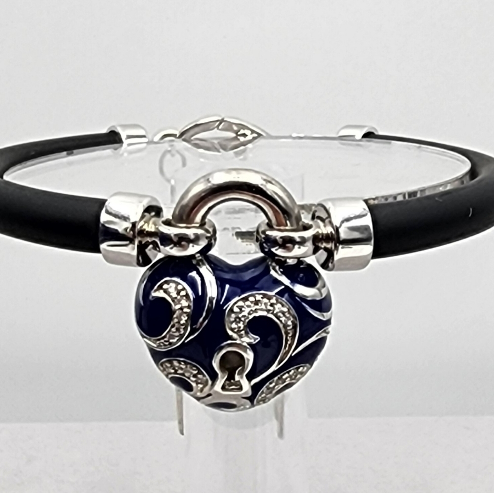 Belle Ėtoile 925 Key To My Heart Bracelet